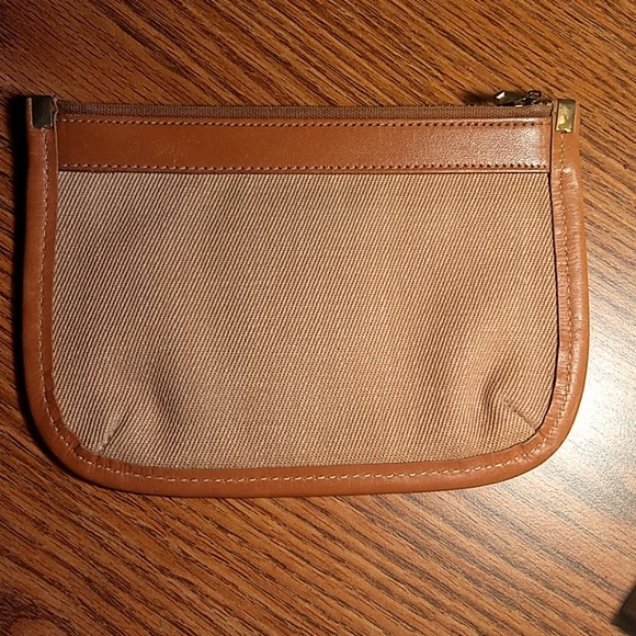 Brahmin Tan Fabric with Leather Pouch - Picture 3 of 6